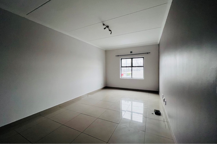 2 Bedroom Property for Sale in Edgemead Western Cape